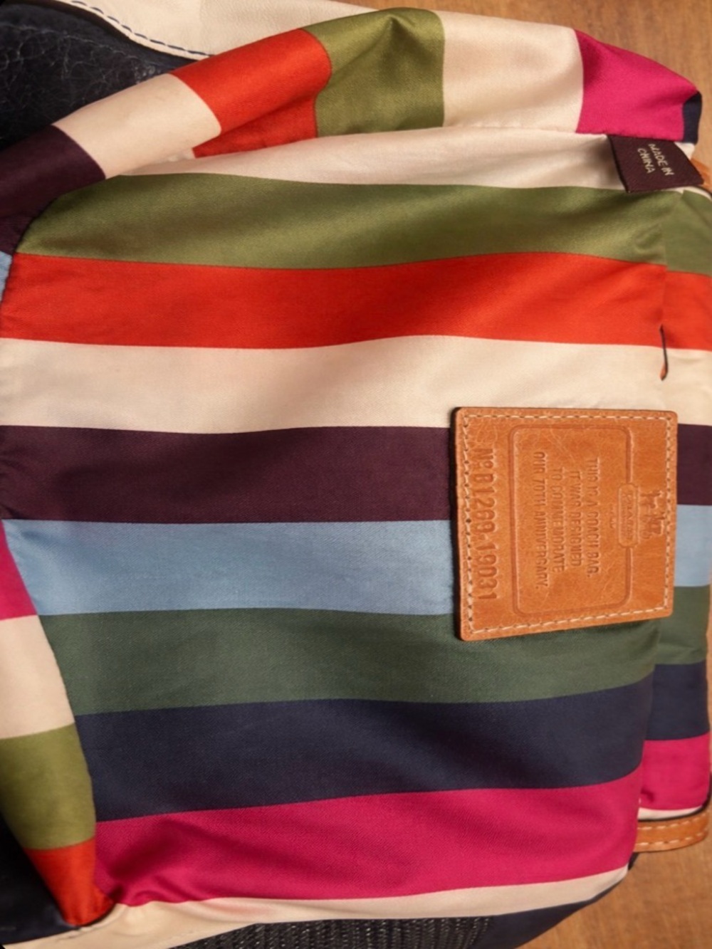 Coach Legacy 70th Anniversary Willis Colorblock Navy & Ivory Turnlock Satchel - Picture 8 of 10